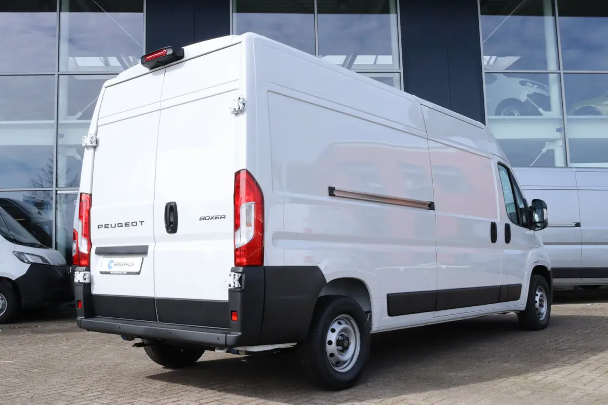 2.2 BlueHDi 140 S&S L3H2 3.5t | Cruise Control | Betimmering | Full-LED | Camera | Climate | Navi | Carplay | PDC |
