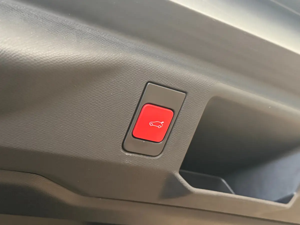 1.2 Hybrid 136 GT | Achteruitrijcamera | Airco separaat achter | Cruise control adaptief met Stop&Go