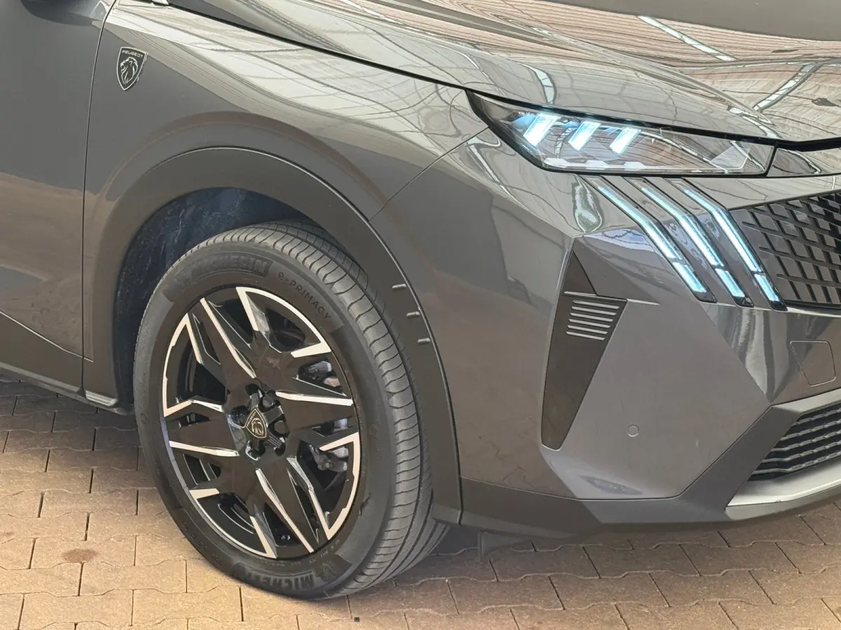 1.2 Hybrid 136 GT | Achteruitrijcamera | Airco separaat achter | Cruise control adaptief met Stop&Go