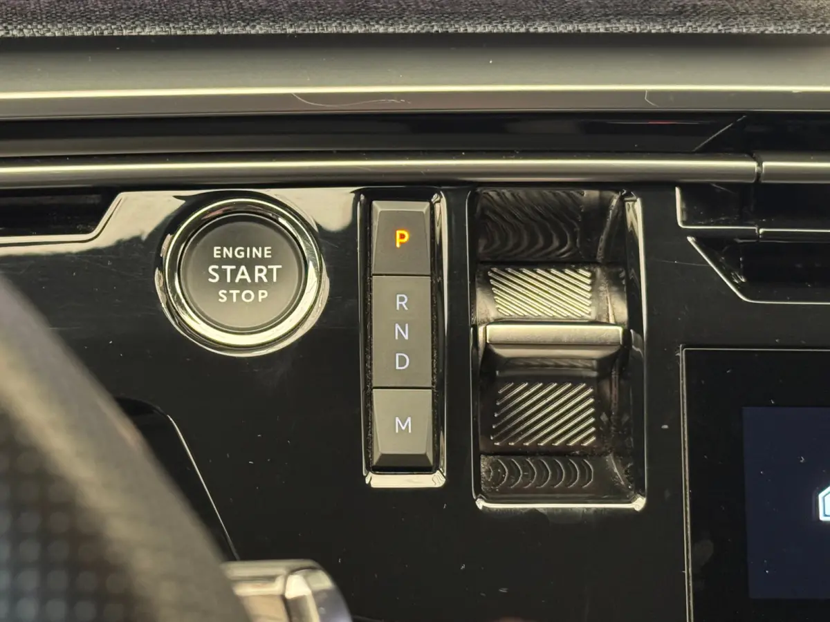 1.2 Hybrid 136 GT | Achteruitrijcamera | Airco separaat achter | Cruise control adaptief met Stop&Go
