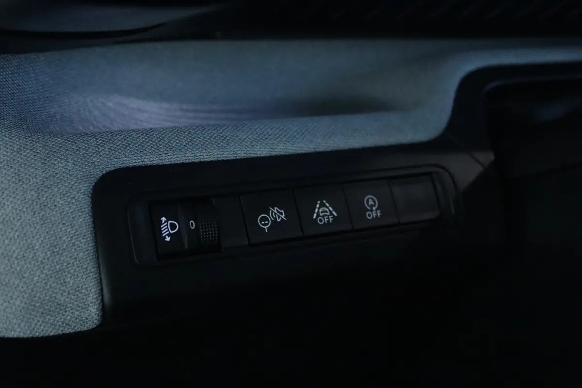 1.2 Turbo 100pk Plus | Cruise Control | Camera | Sensoren | Carplay