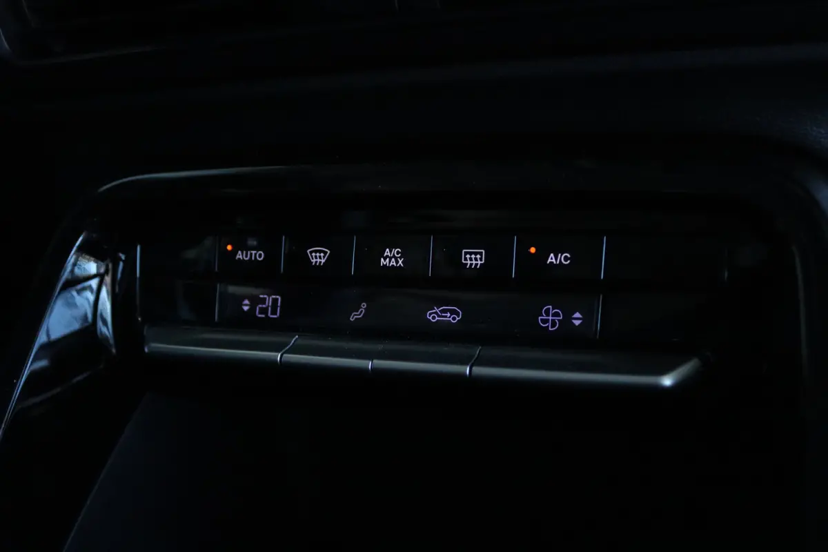 1.2 Turbo 100pk Plus | Cruise Control | Camera | Sensoren | Carplay