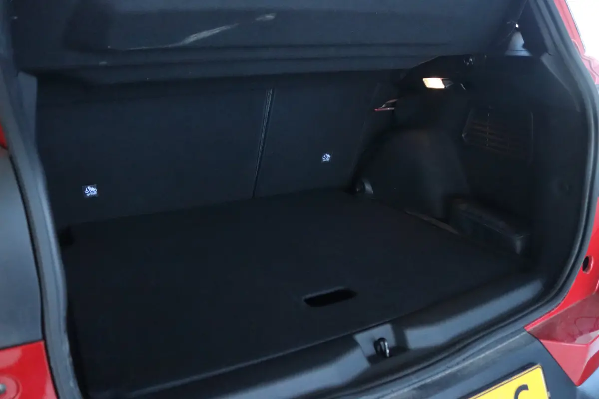 1.2 Turbo 100pk Plus | Cruise Control | Camera | Sensoren | Carplay