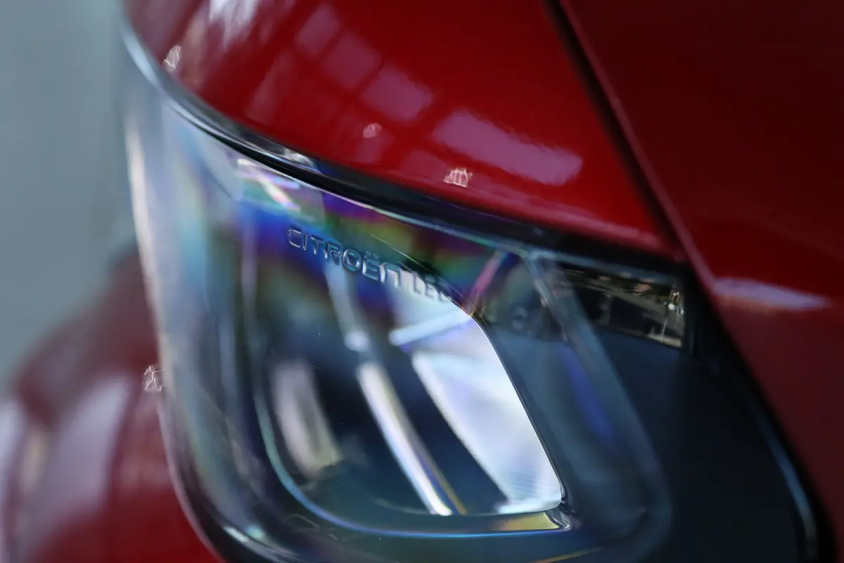 1.2 Turbo 100pk Plus | Cruise Control | Camera | Sensoren | Carplay