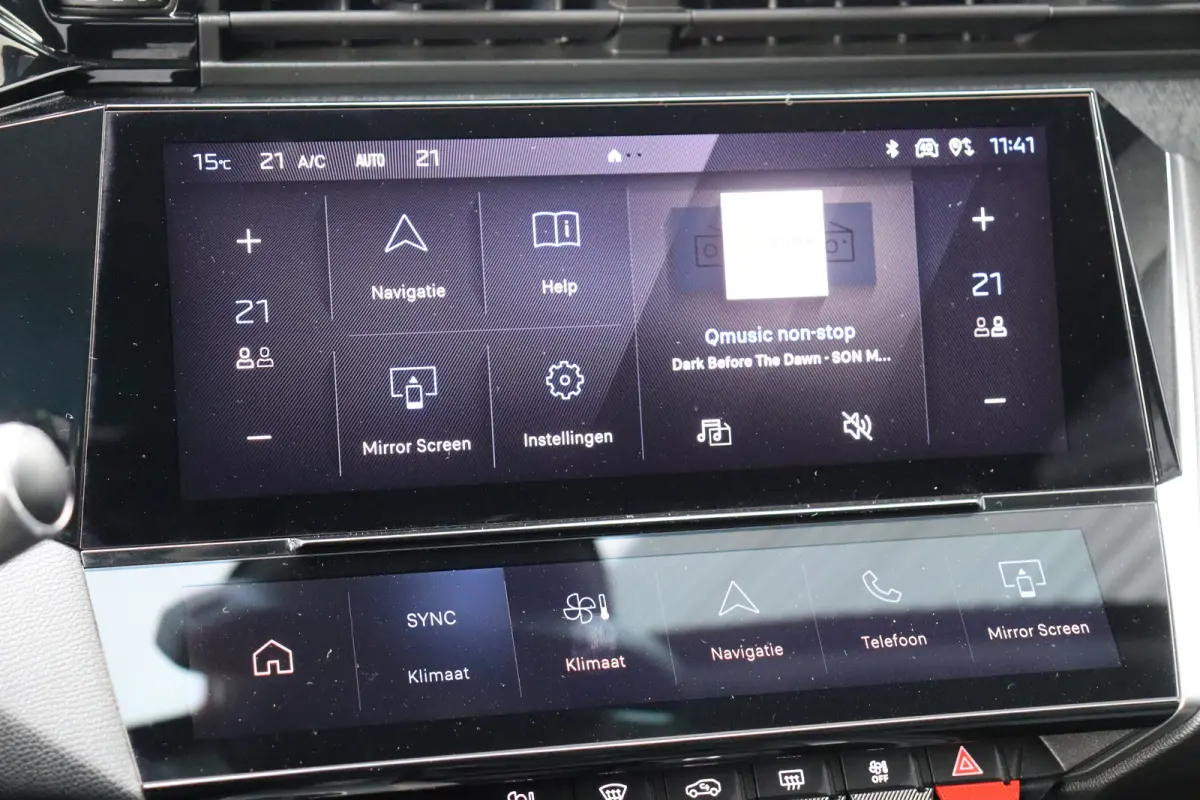1.2 PURETECH 130PK ALLURE / NAVI / LEDER / CLIMA / PDC / 17" LMV / CAMERA / KEYLESS / FULL-LED / WINTERPAKKET / BLUETOOTH / CRUISECONTROL !!