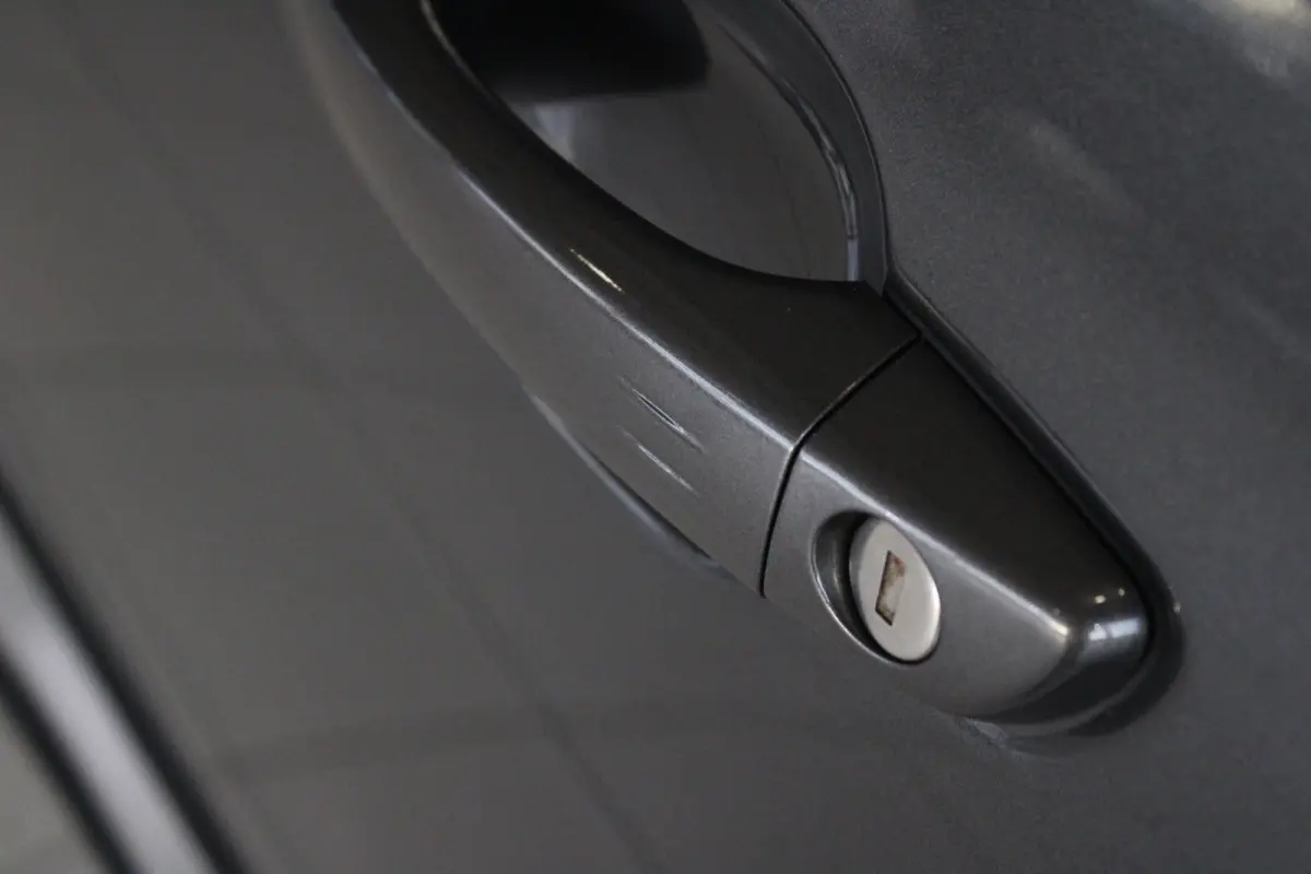 1.2 Turbo 130-PK Allure Pack Business | Achteruitrijcamera | Apple Carplay/Android Auto|telefoonintegratie premium | Armsteun voor