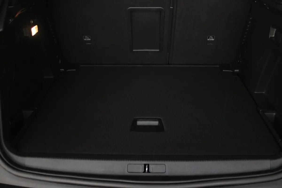 1.2 Turbo 130-PK Allure Pack Business | Achteruitrijcamera | Apple Carplay/Android Auto|telefoonintegratie premium | Armsteun voor