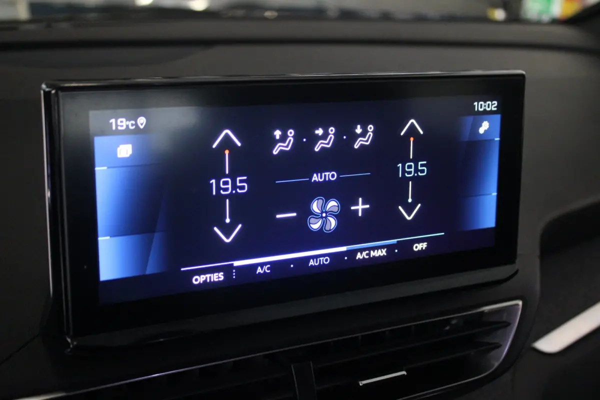 1.2 Turbo 130-PK Allure Pack Business | Achteruitrijcamera | Apple Carplay/Android Auto|telefoonintegratie premium | Armsteun voor