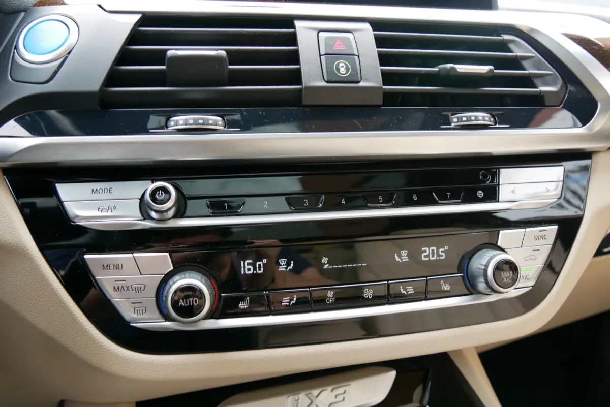 High Executive 80 kWh. pano. harman kardon. trekhaak soh 91%