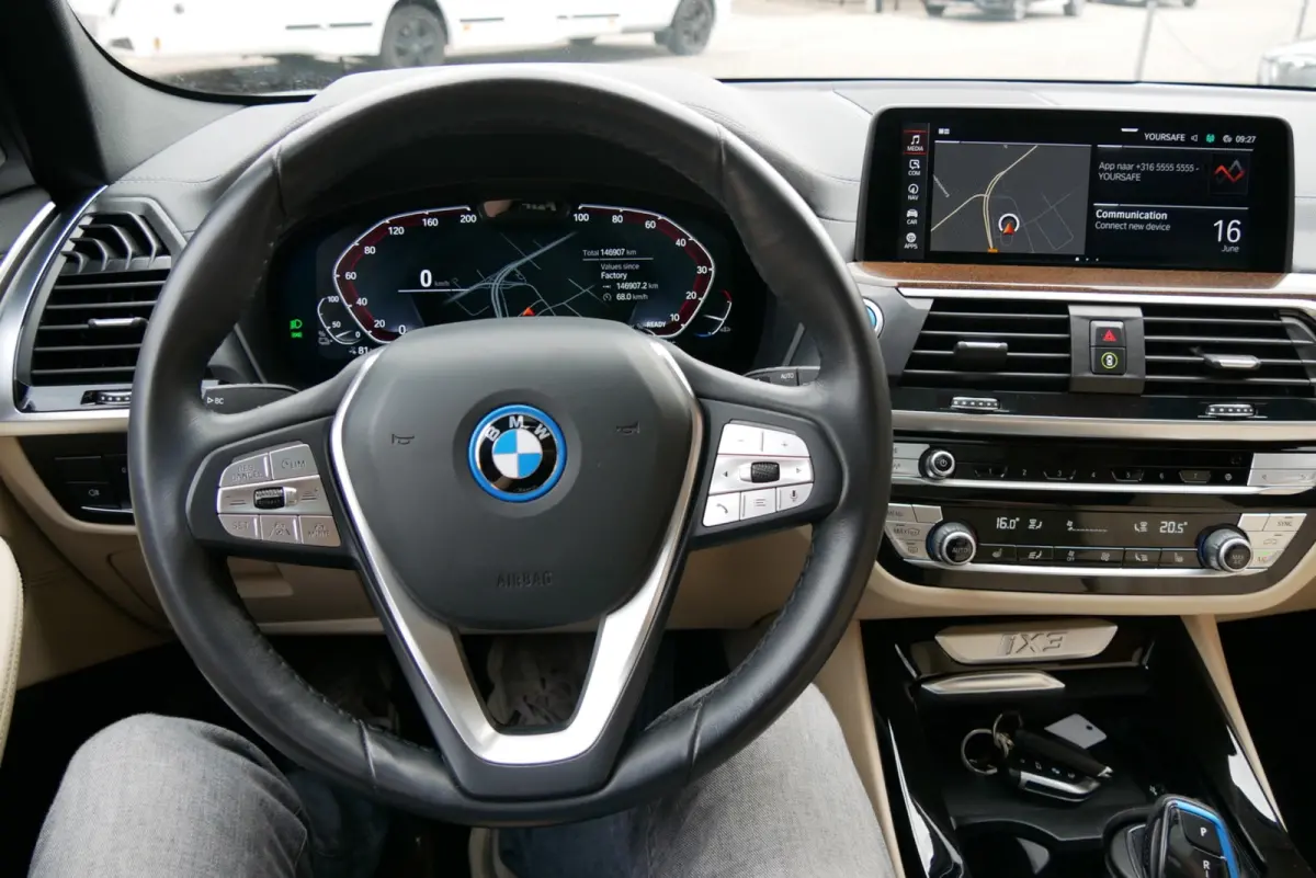 High Executive 80 kWh. pano. harman kardon. trekhaak soh 91%