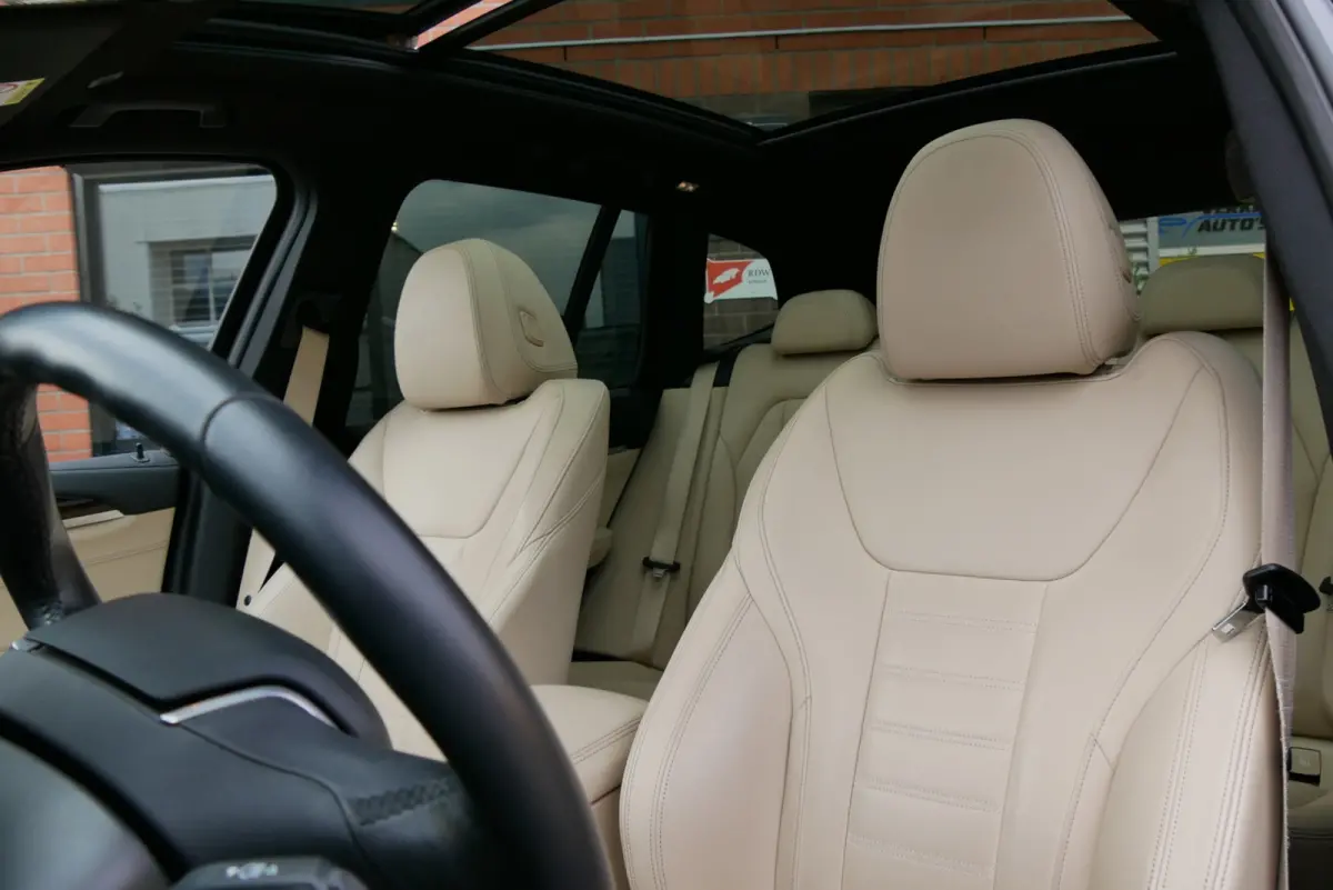 High Executive 80 kWh. pano. harman kardon. trekhaak soh 91%