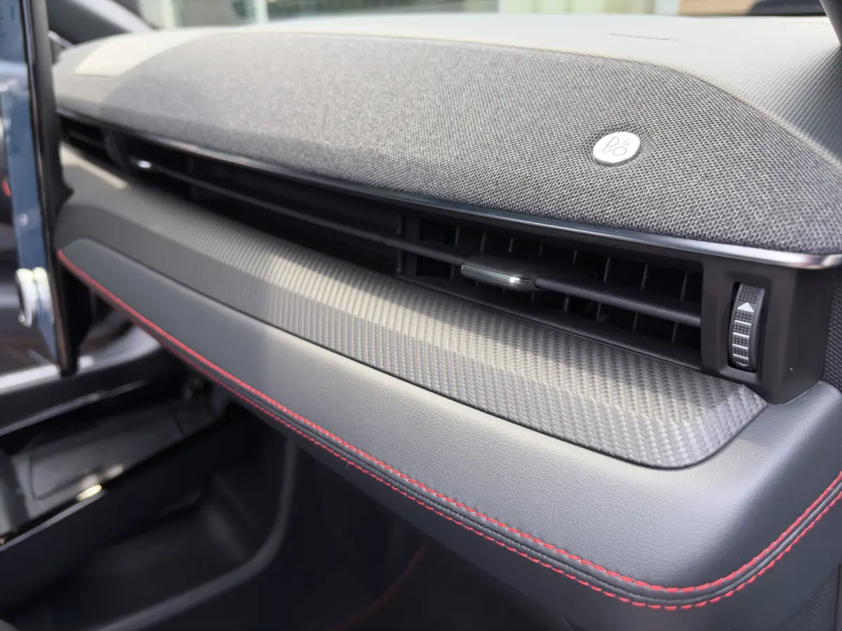 Premium 98KWh AWD 351pk | Panoramadak | Technology Pack+ | SOH 96,5