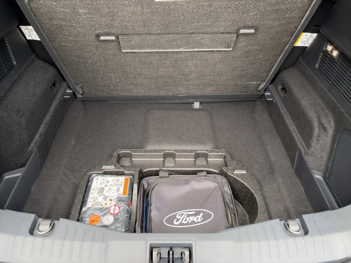 Premium 98KWh AWD 351pk | Panoramadak | Technology Pack+ | SOH 96,5