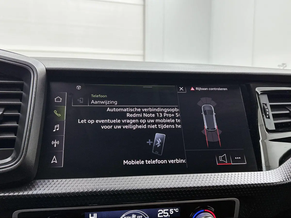30 TFSI Advanced edition 110 PK l Cruise control l Navigatie l Airco l Parkeersensoren l Apple Carplay / Android Auto l Lichtmetalen wielen