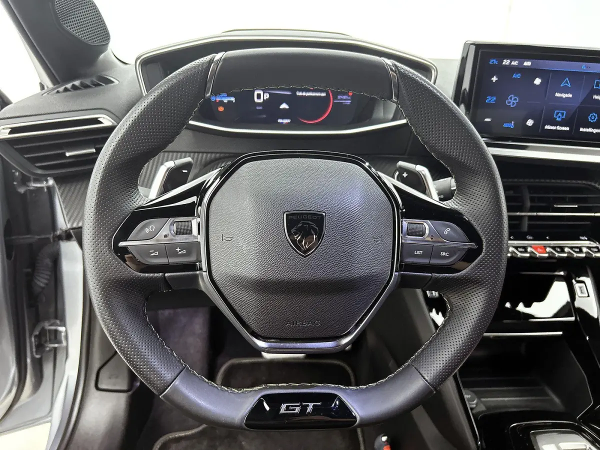 GT Hybrid 145pk Automaat | Navigatie | 360° Camera | Climate Control | Adaptieve Cruise Control | Parkeersensoren v+a | Armsteun | Keyless | Full Led koplampen | Dodehoeksensor| Leder/stof 
