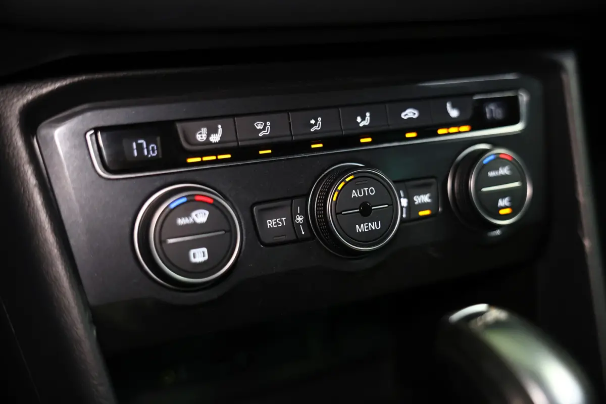 1.4 TSI ACT Business R-line AVM DSG ACC NAVI PDC CLIMA ERGO ACTIVE '18