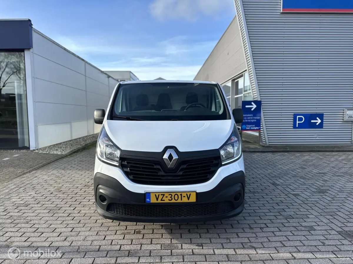 bestel 1.6 dCi T29 L2H1 Générique AC Cruise