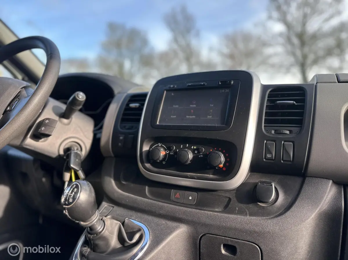 bestel 1.6 dCi T29 L2H1 Générique AC Cruise