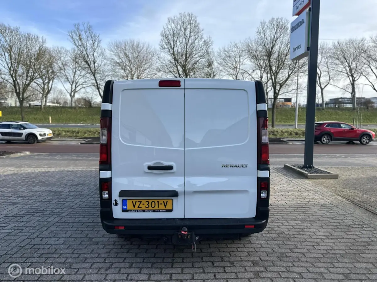 bestel 1.6 dCi T29 L2H1 Générique AC Cruise