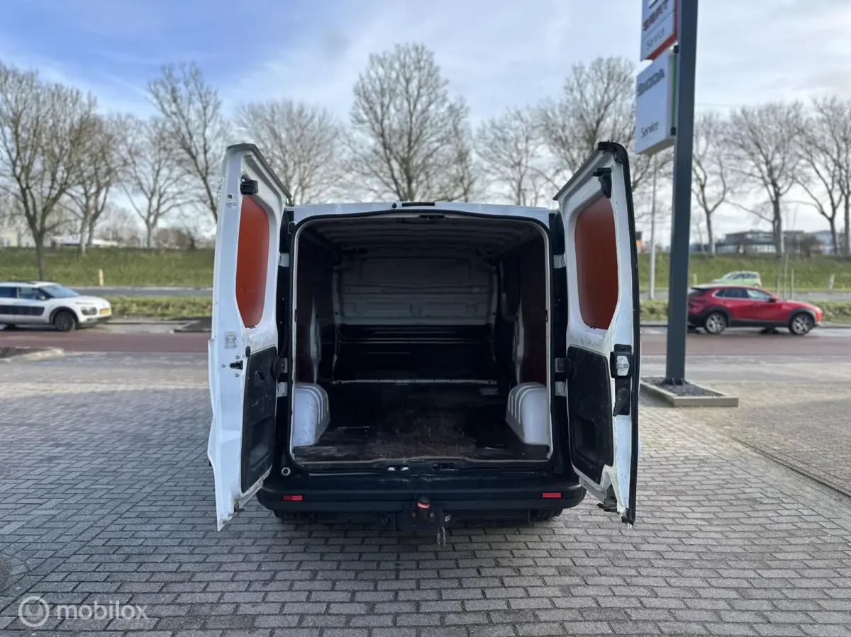 bestel 1.6 dCi T29 L2H1 Générique AC Cruise