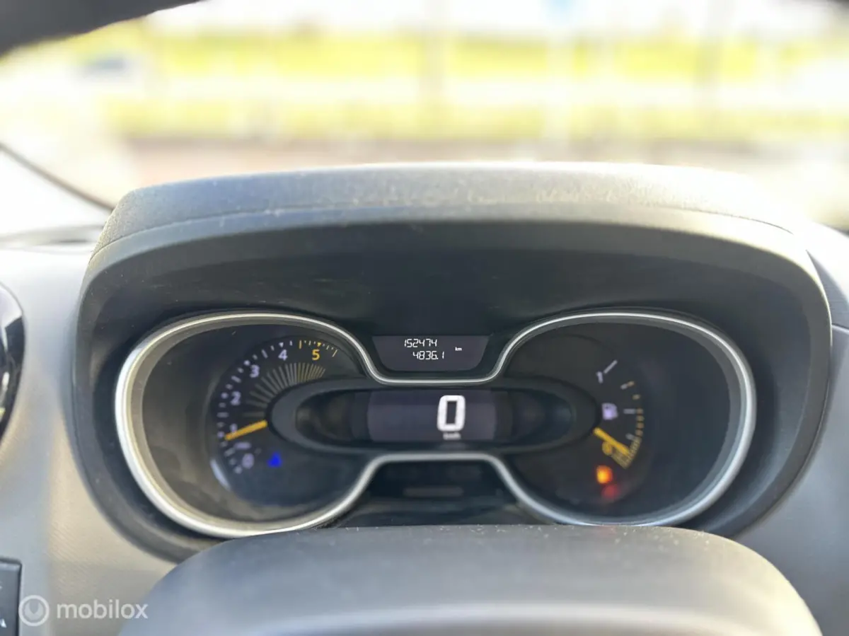 bestel 1.6 dCi T29 L2H1 Générique AC Cruise