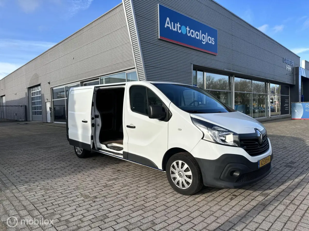 bestel 1.6 dCi T29 L2H1 Générique AC Cruise