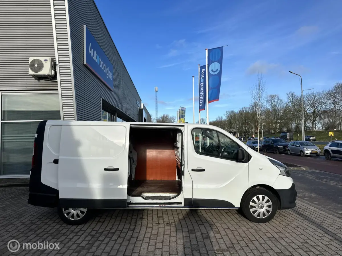 bestel 1.6 dCi T29 L2H1 Générique AC Cruise