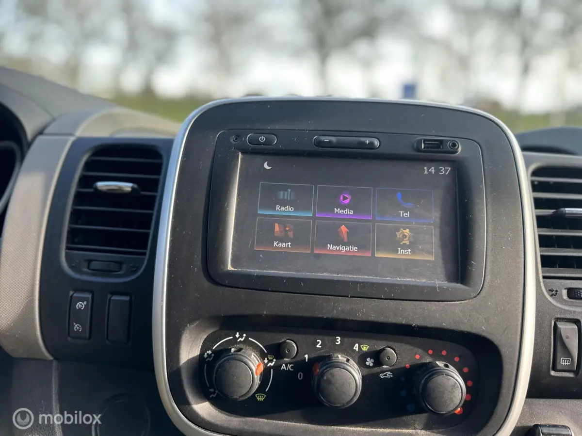 bestel 1.6 dCi T29 L2H1 Générique AC Cruise
