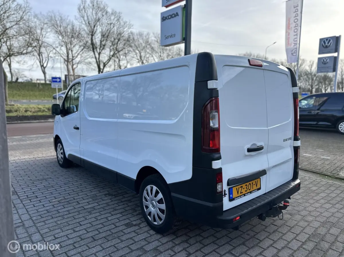 bestel 1.6 dCi T29 L2H1 Générique AC Cruise