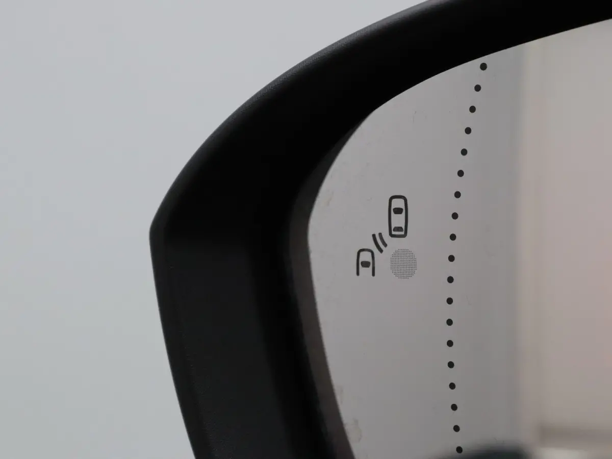 E-Tech full hybrid iconic 7p. 200pk Harman Kardon | Head-Up | 360° Camera | Stoel-/stuur-/voorruitverw. | Panoramadak