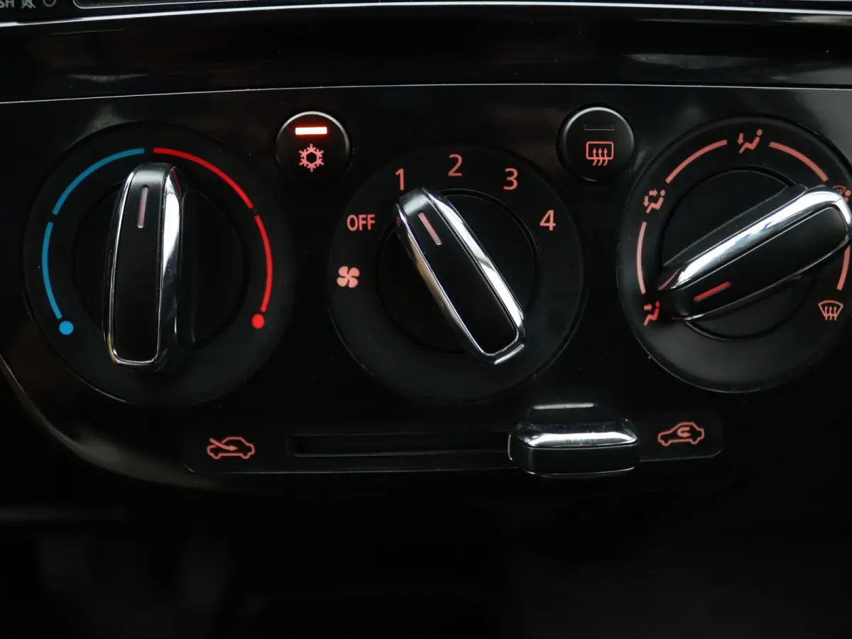 Cool+ 70pk Airco | Carplay
