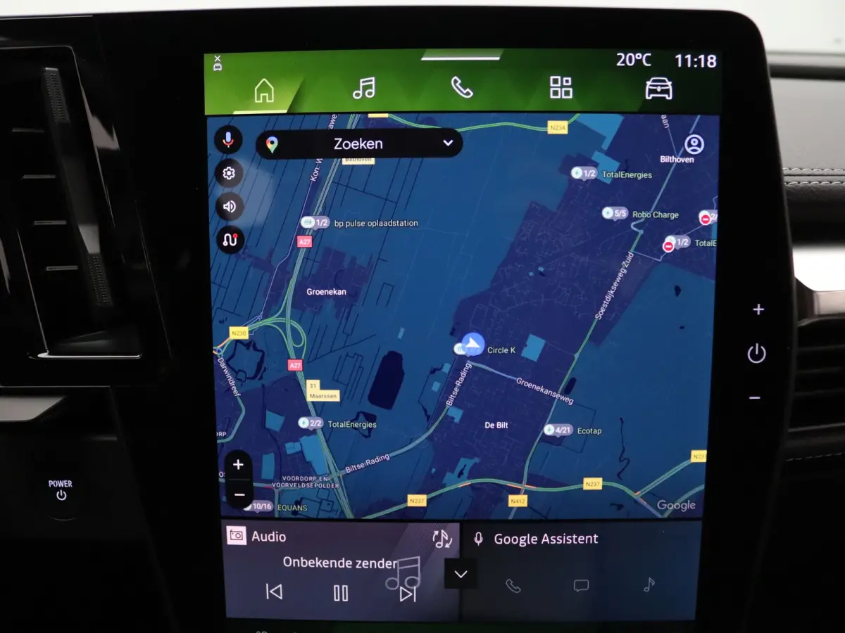 220pk long range iconic Automaat Harman Kardon | Camera | Adapt. Cruise | Parkeersens. v+a | Stoel-/stuurverw.