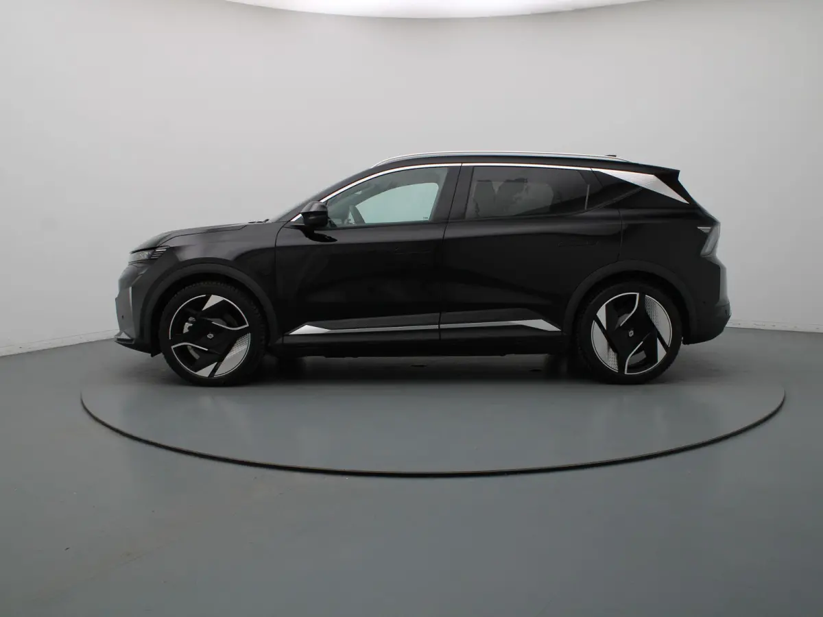 220pk long range iconic Automaat Harman Kardon | Camera | Adapt. Cruise | Parkeersens. v+a | Stoel-/stuurverw.