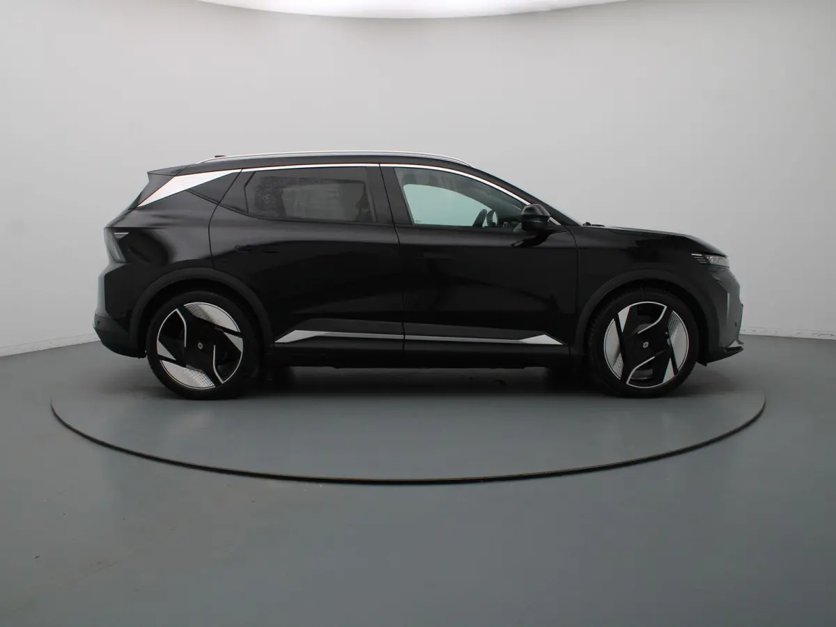 220pk long range iconic Automaat Harman Kardon | Camera | Adapt. Cruise | Parkeersens. v+a | Stoel-/stuurverw.