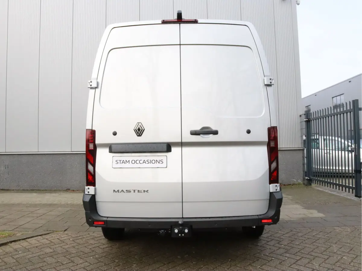 T35 L2H2 Advance long range 87 kWh Climate control | Navig | Trekhaak