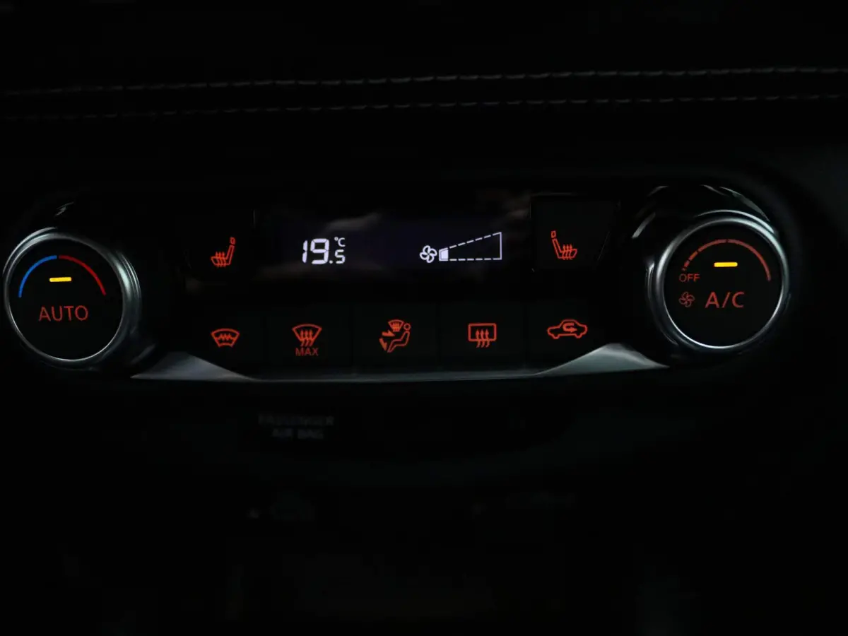 114pk DIG-T N-Connecta 360° Camera | Adapt. cruise | Carplay | Parksens. | Stoel-/stuur-/voorruitverw.