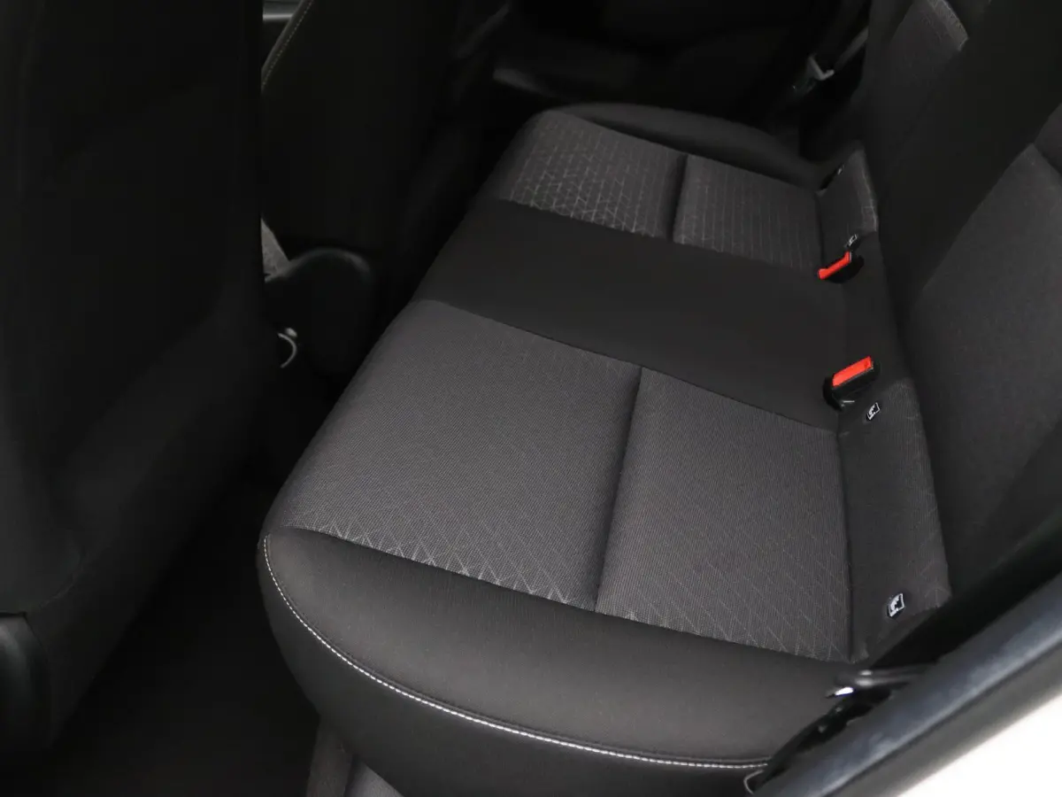 DPi 67pk DynamicPlusLine Airco | Camera | Cruise | Navi | Parkeersens. achter