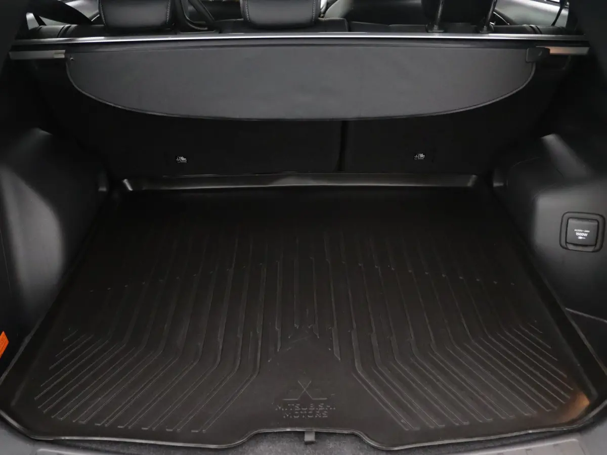 187pk PHEV Intense+ Automaat 360° Camera | Adapt. Cruise | Navi | Parkeersens. v+a | Stoelverw.