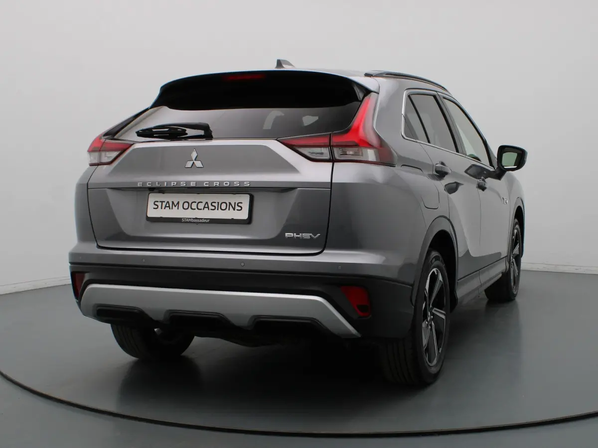 187pk PHEV Intense+ Automaat 360° Camera | Adapt. Cruise | Navi | Parkeersens. v+a | Stoelverw.