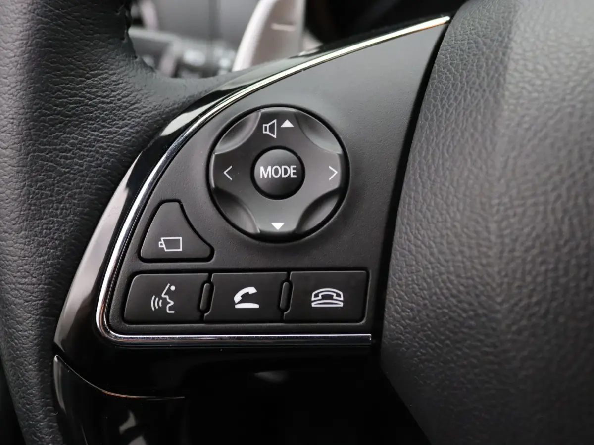 187pk PHEV Intense+ Automaat 360° Camera | Adapt. Cruise | Navi | Parkeersens. v+a | Stoelverw.