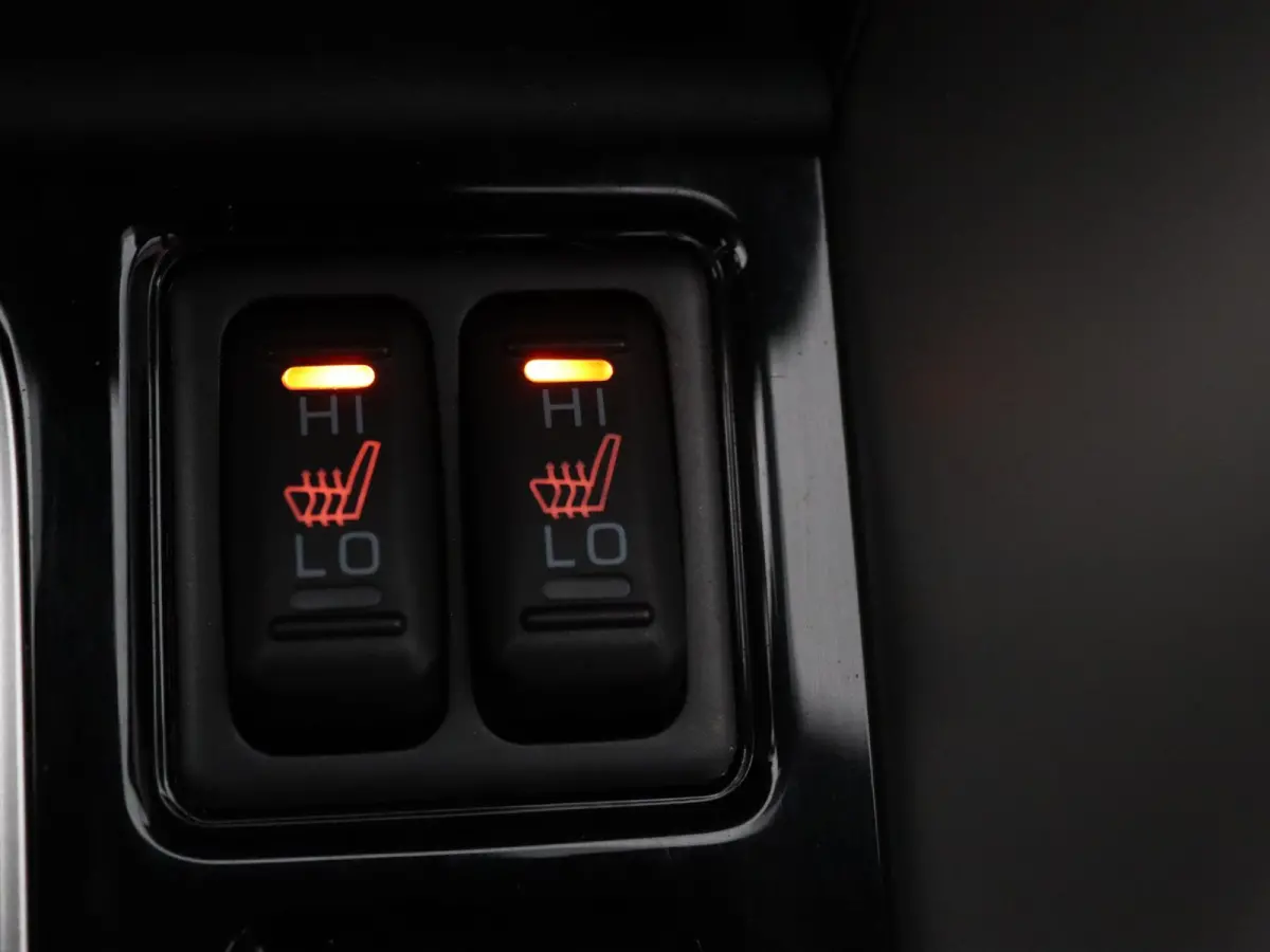 187pk PHEV Intense+ Automaat 360° Camera | Adapt. Cruise | Navi | Parkeersens. v+a | Stoelverw.