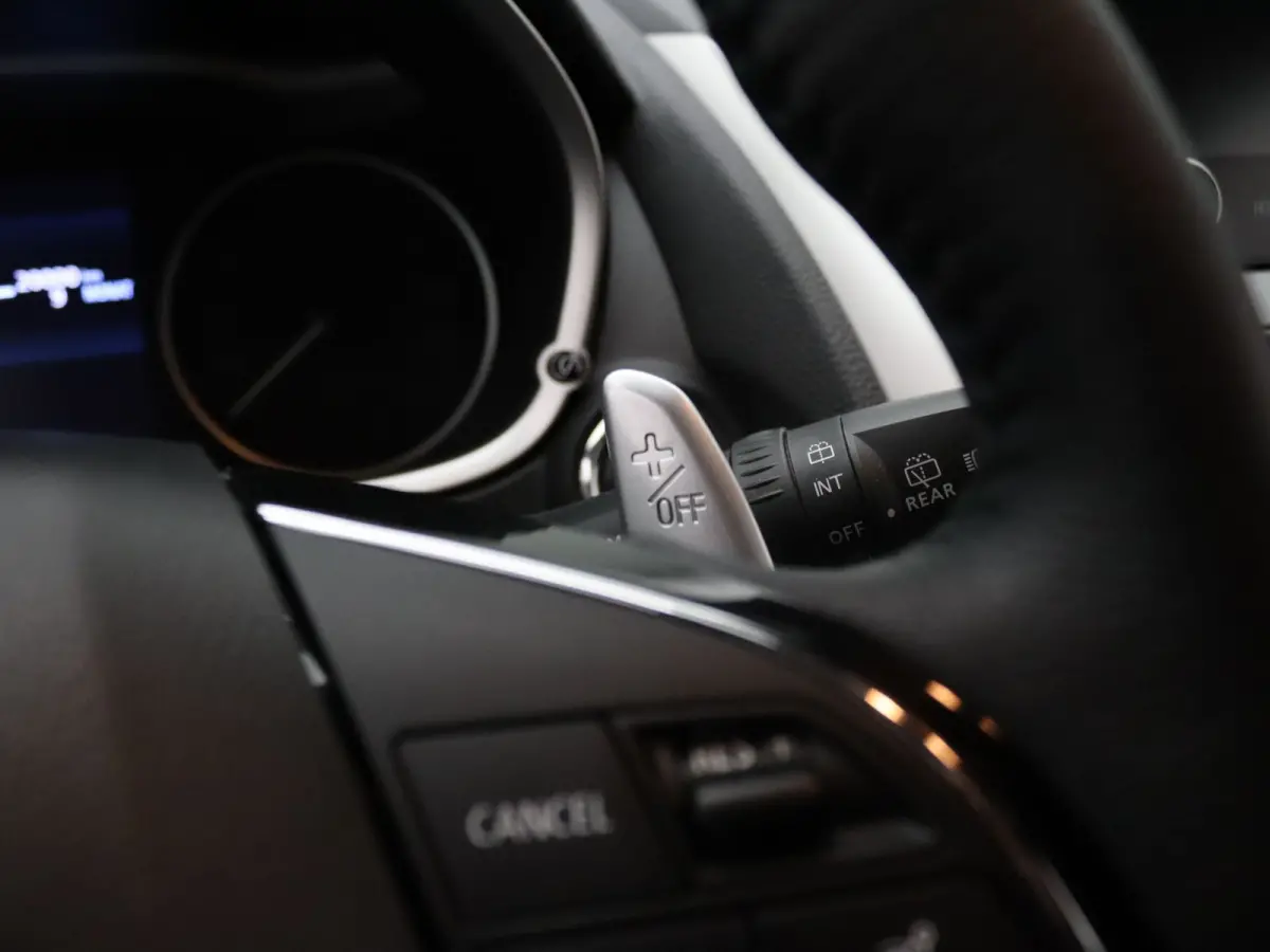 187pk PHEV Intense+ Automaat 360° Camera | Adapt. Cruise | Navi | Parkeersens. v+a | Stoelverw.