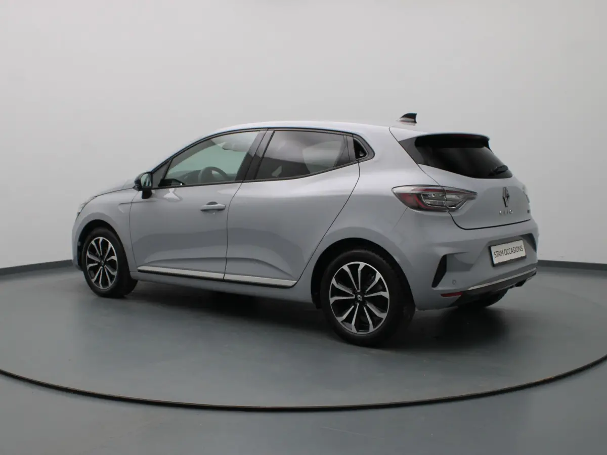E-Tech Full Hybrid techno 145pk Camera | Cruise | Parkeersens. v+a | Stoel-/stuurverw.