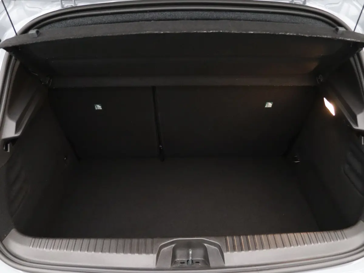 E-Tech Full Hybrid techno 145pk Camera | Cruise | Parkeersens. v+a | Stoel-/stuurverw.