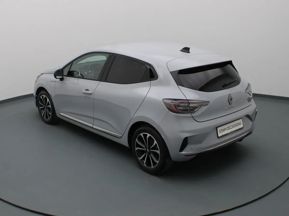 E-Tech Full Hybrid techno 145pk Camera | Cruise | Parkeersens. v+a | Stoel-/stuurverw.