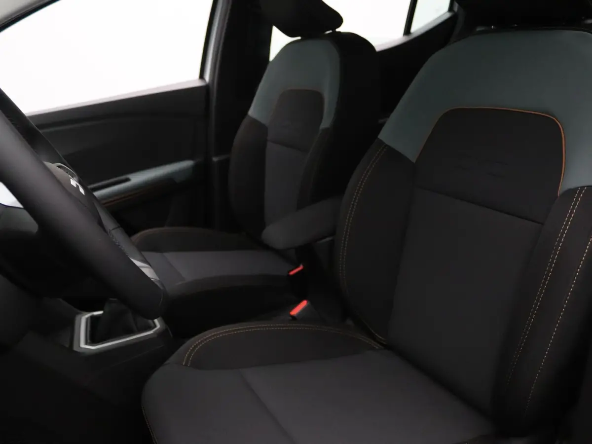 TCe 110pk limited edition Camera | Cruise | Navi | Parkeersens. v+a