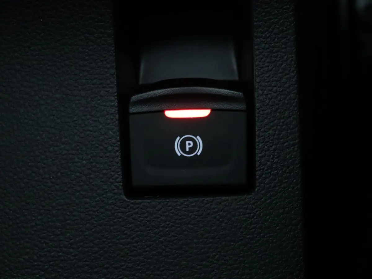 TCe 110pk limited edition Camera | Cruise | Navi | Parkeersens. v+a