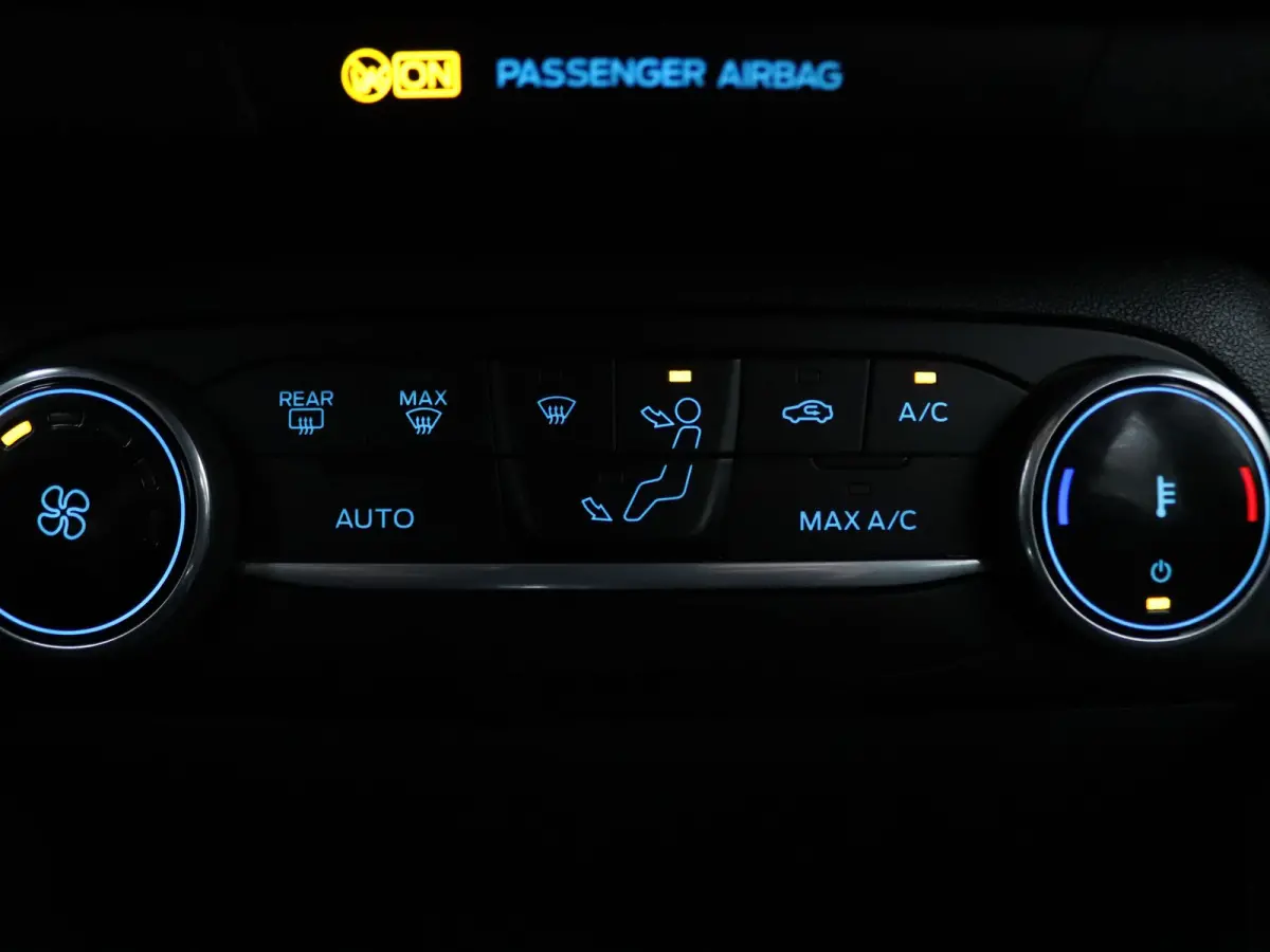 EcoBoost ST-Line 95pk Cruise | Climate | Carplay | Parkeersens. achter