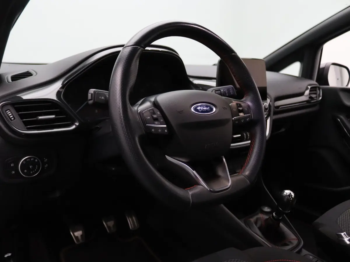 EcoBoost ST-Line 95pk Cruise | Climate | Carplay | Parkeersens. achter