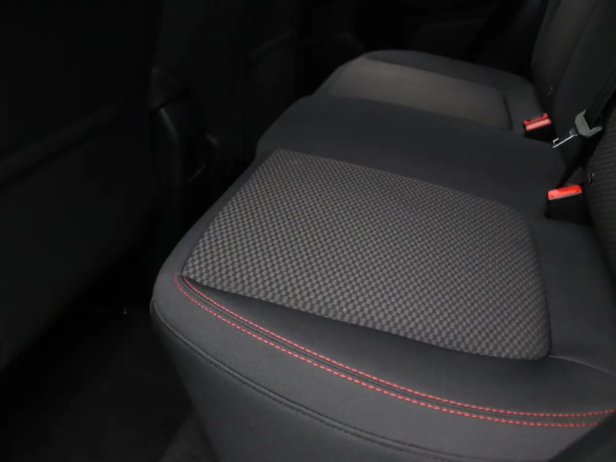 EcoBoost ST-Line 95pk Cruise | Climate | Carplay | Parkeersens. achter
